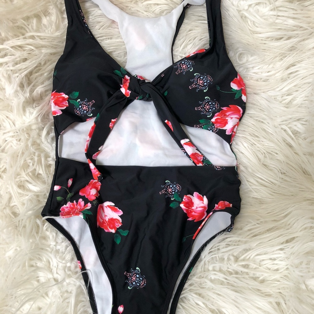 one piece swimsuit